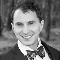 Max Akhterov